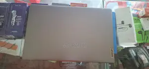 Laptop Lenovo 8GB Intel Core i3 SSD 512GB