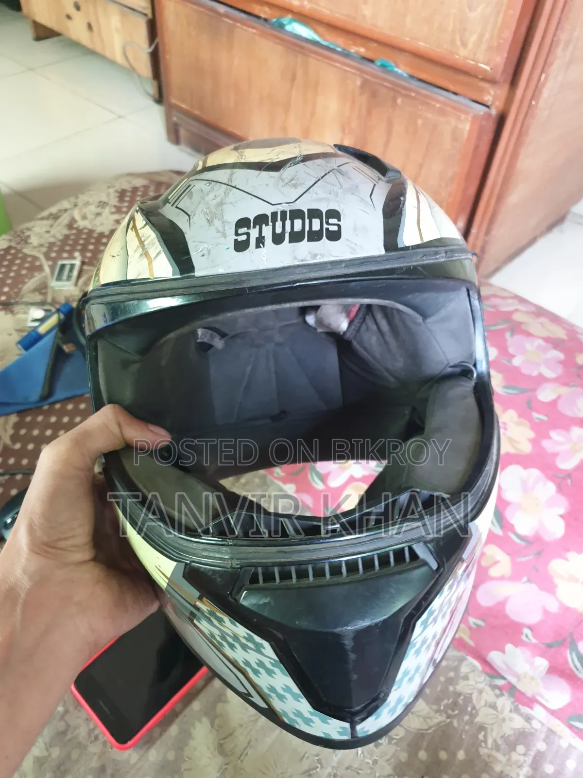 Studds Full Face Helmet