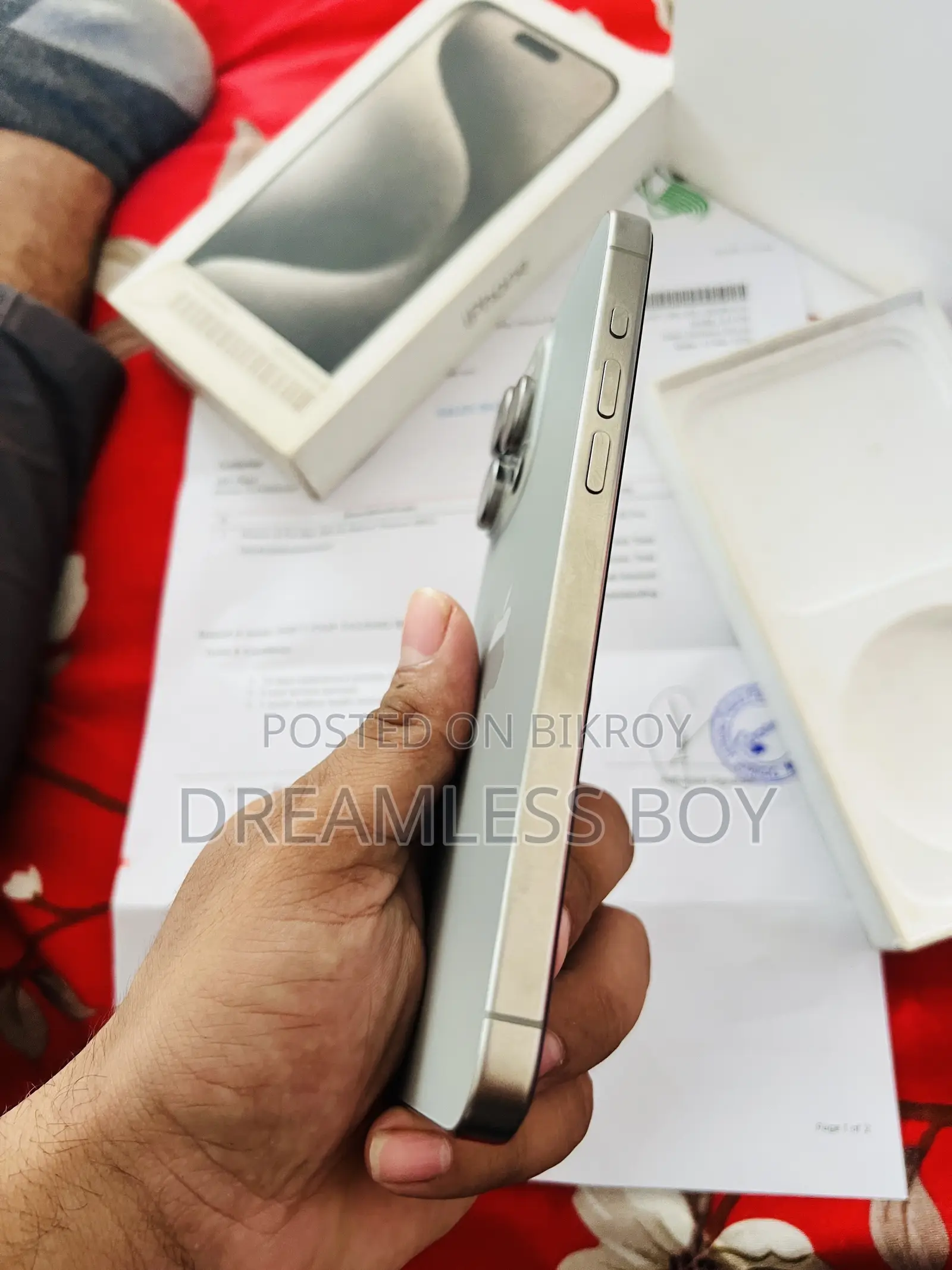 অ্যাপল আইফোন ১৫ প্রো ম্যাক্স ২৫৬ জিবি