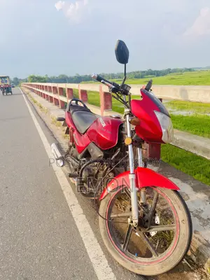 রানার বুলেট ১০০ ২০২২ লাল