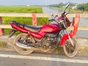 রানার বুলেট ১০০ ২০২২ লাল