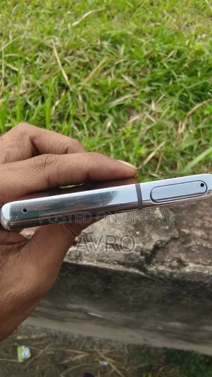 Sharp 128 GB White