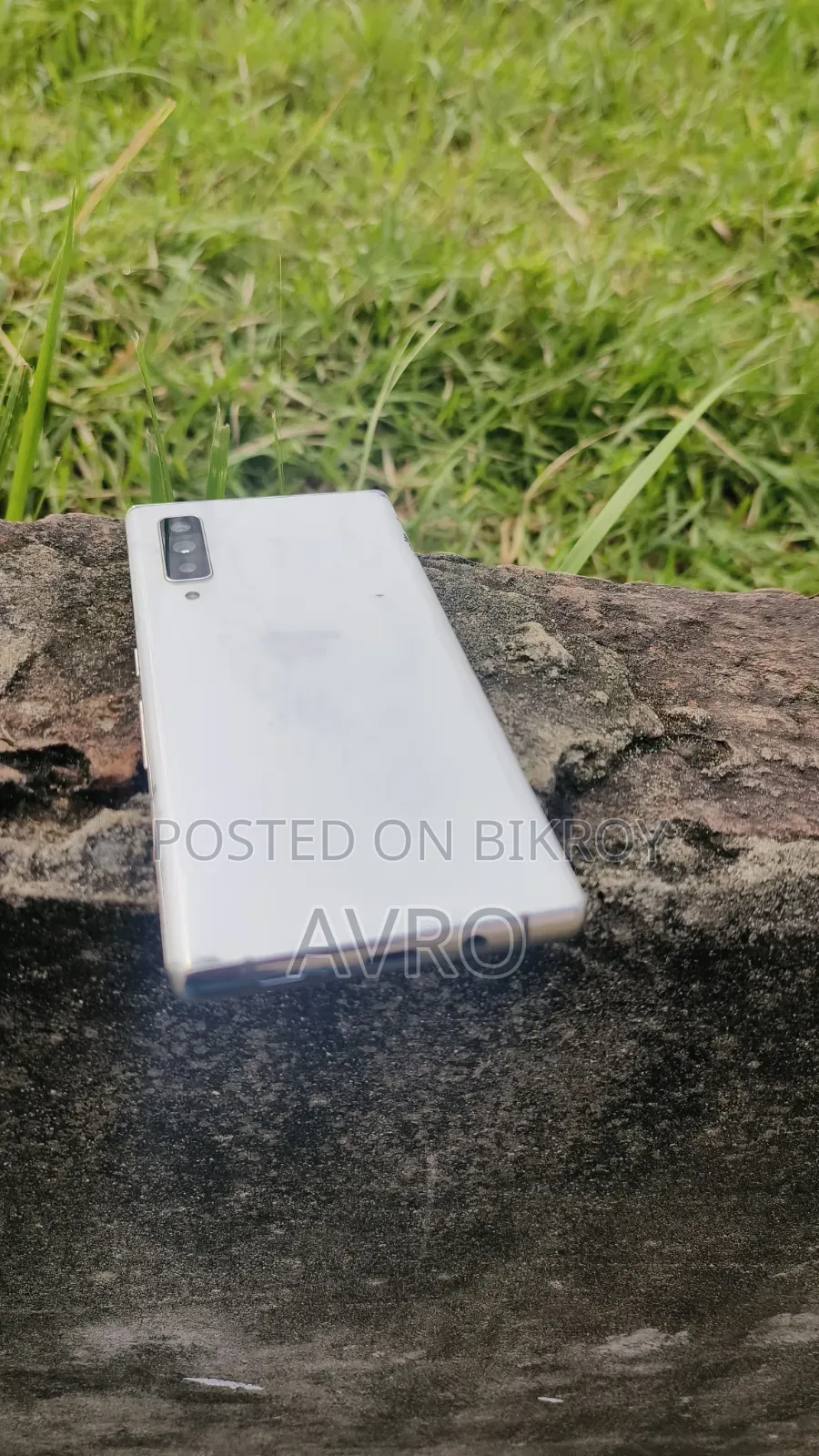 Sharp 128 GB White
