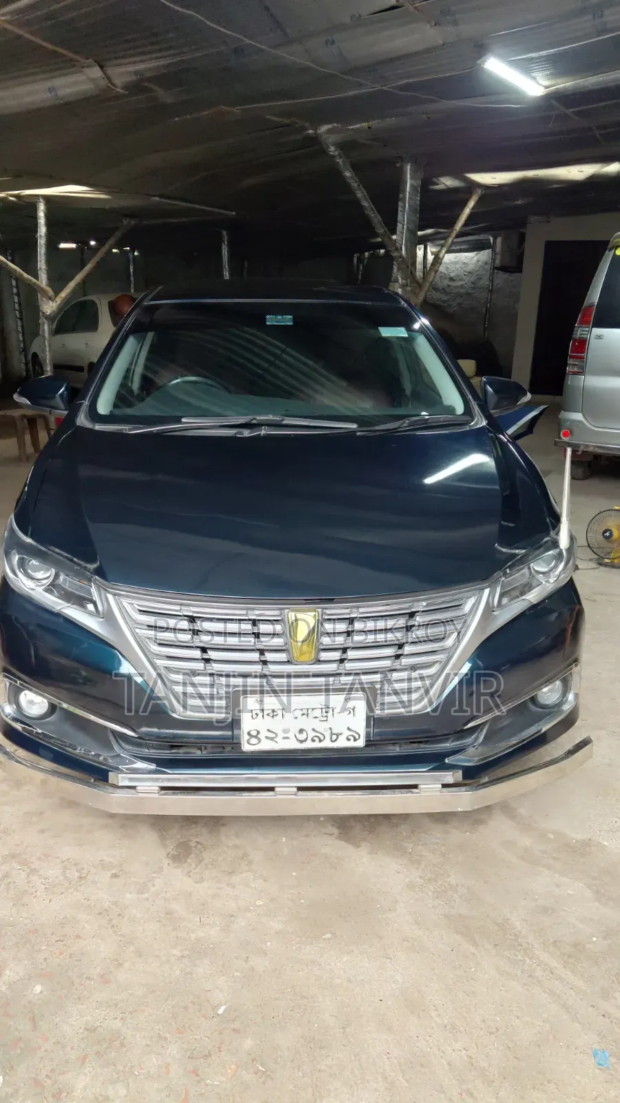টয়োটা প্রিমিও ২০১৫ ব্লু