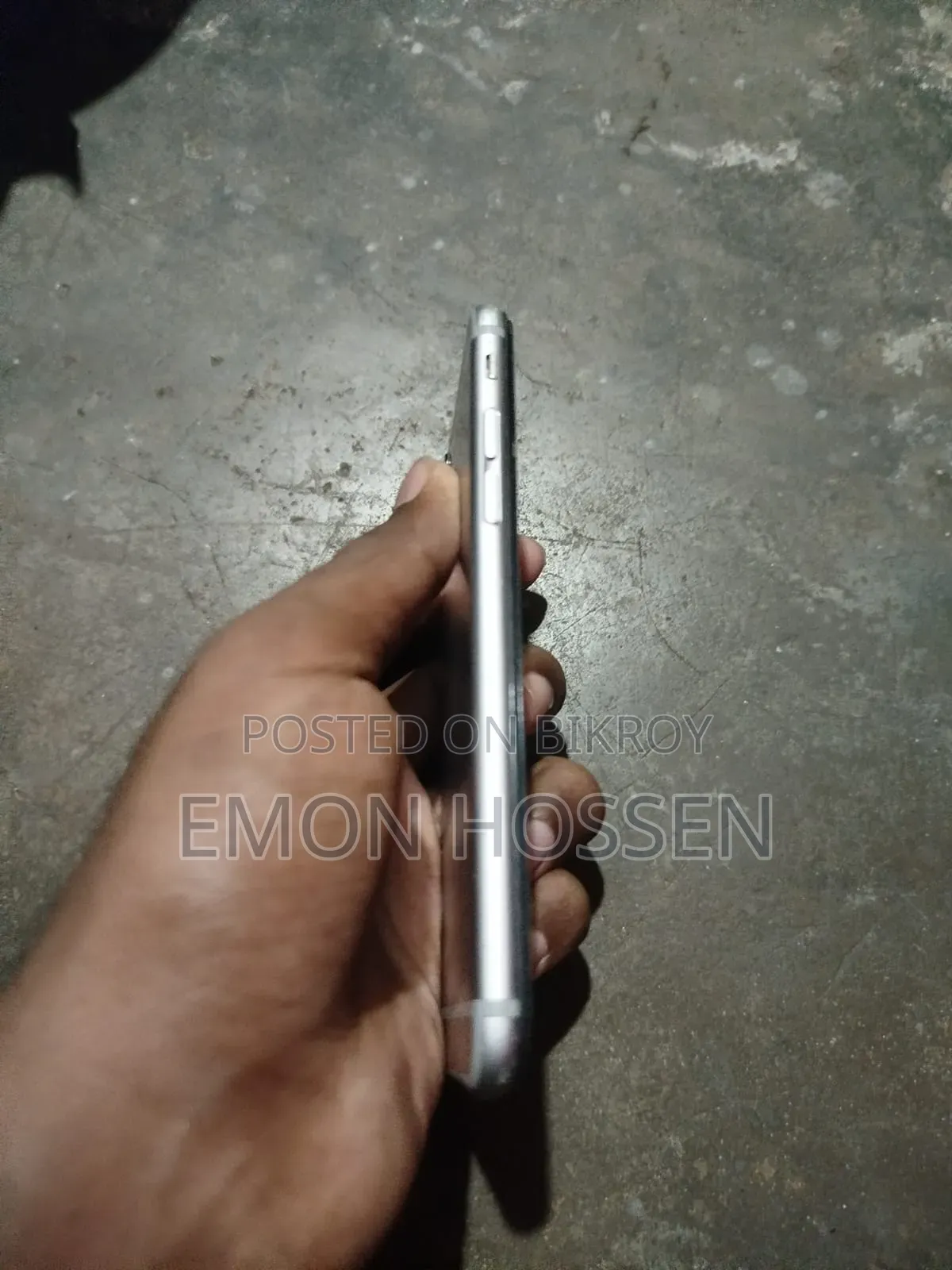 অ্যাপল আইফোন ৬ ১৬ জিবি হোয়াইট