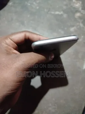 অ্যাপল আইফোন ৬ ১৬ জিবি হোয়াইট