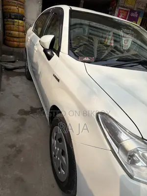 নতুন টয়োটা এক্সিও ২০১৯ পার্ল