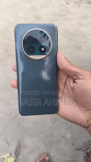 রিয়েলমি ১৩ প্রো প্লাস ৫জি ২৫৬ জিবি নীল