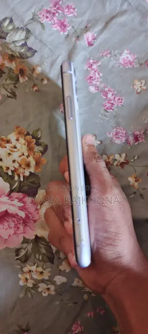 অ্যাপল আইফোন ১১ ৬৪ জিবি পার্পল