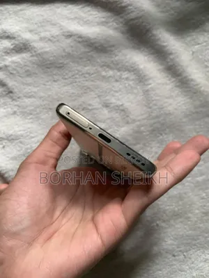 Realme 12 Pro+ 256 GB Rose Gold
