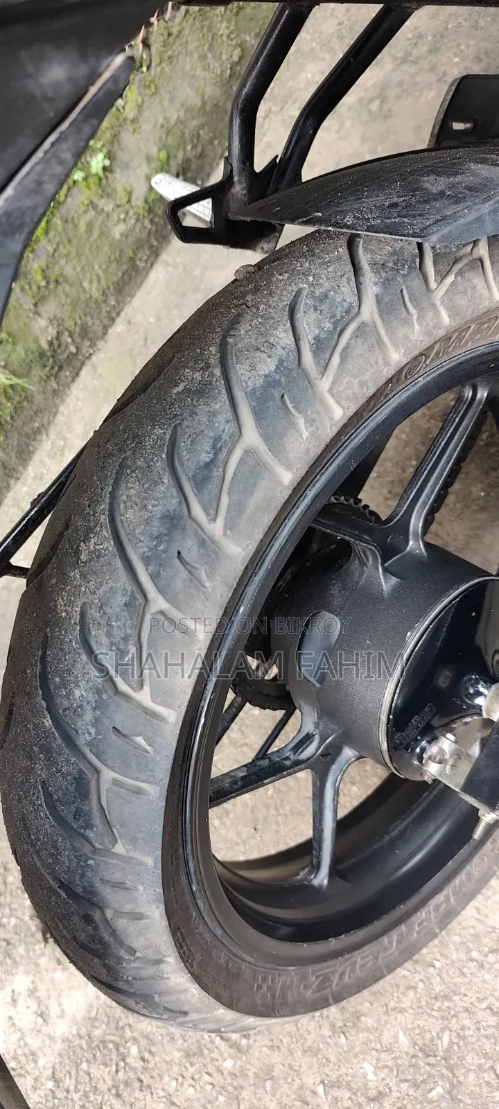 Suzuki Gixxer 2023 Gray