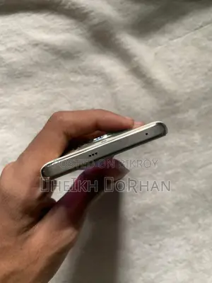 রিয়েলমি ১২ প্রো প্লাস ২৫৬ জিবি রোজ গোল্ড