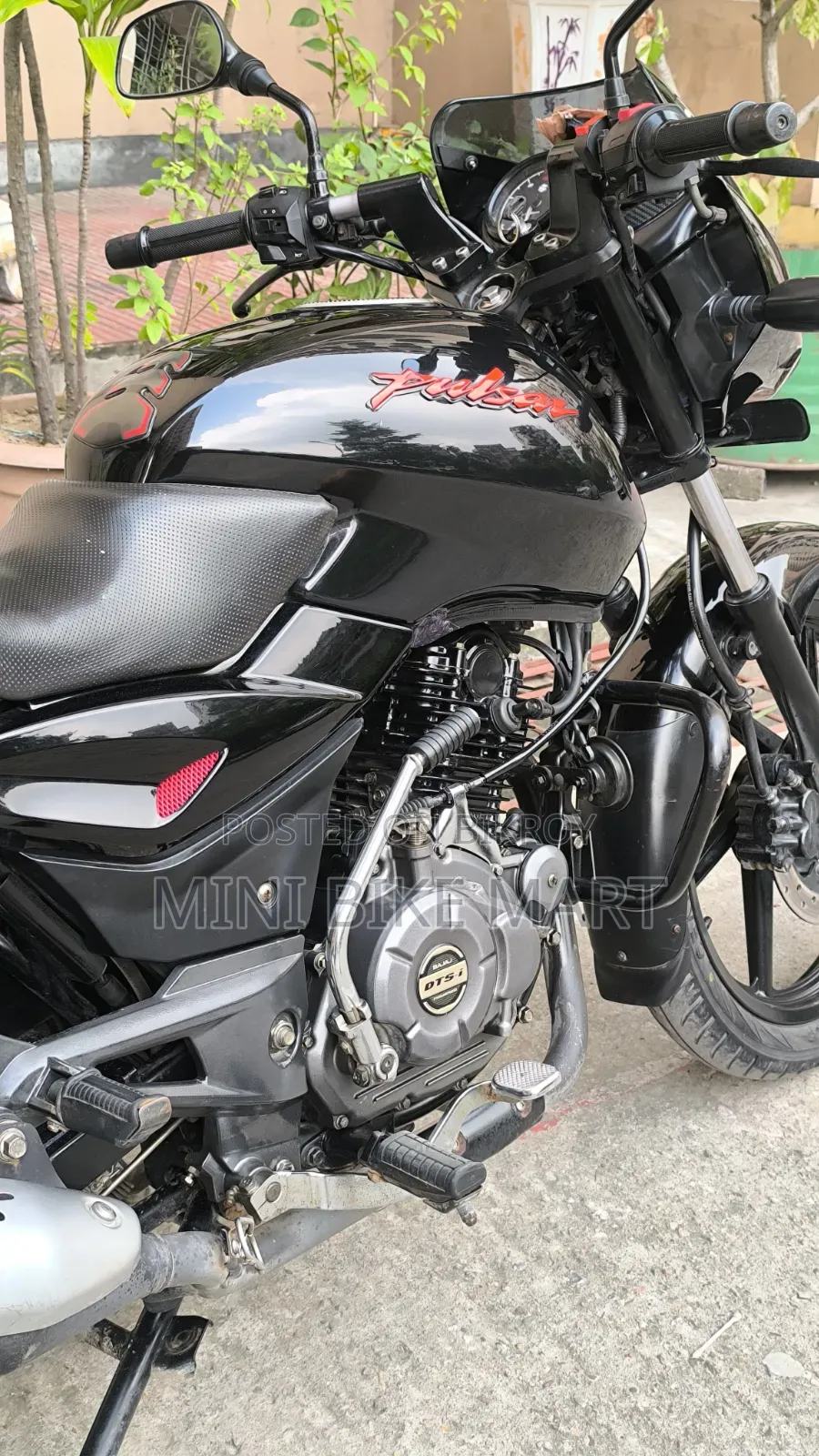 Bajaj Pulsar 150 2023 Black