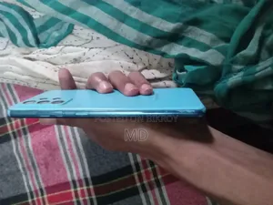 স্যামসাং গ্যালাক্সি এ৫২ ৫জি ১২৮ জিবি ইয়েলো