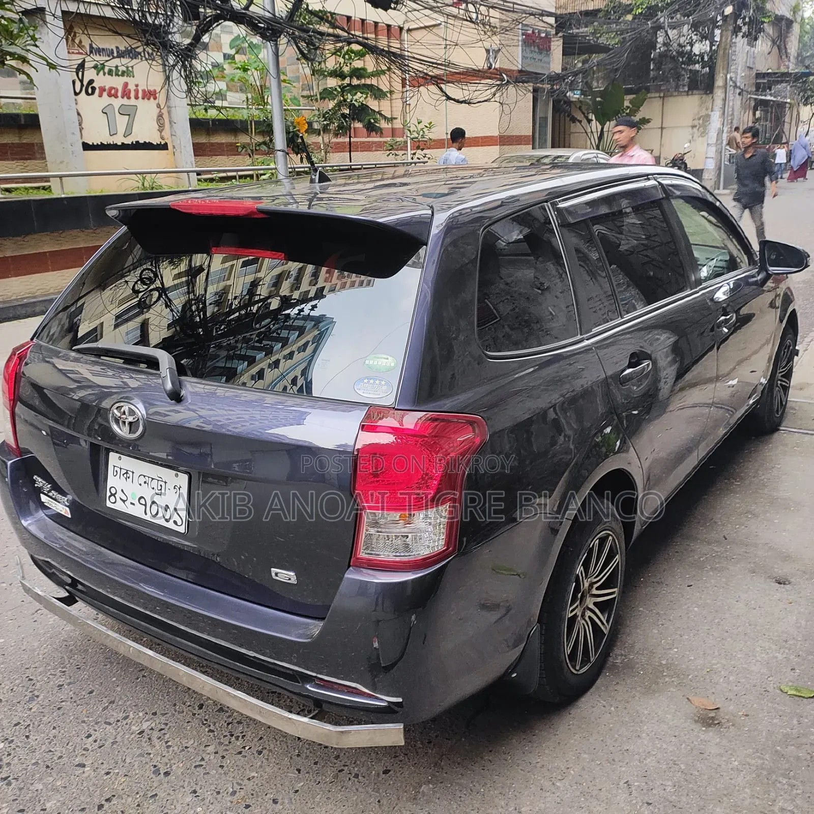 টয়োটা এক্সিও ২০১৩ ব্ল্যাক