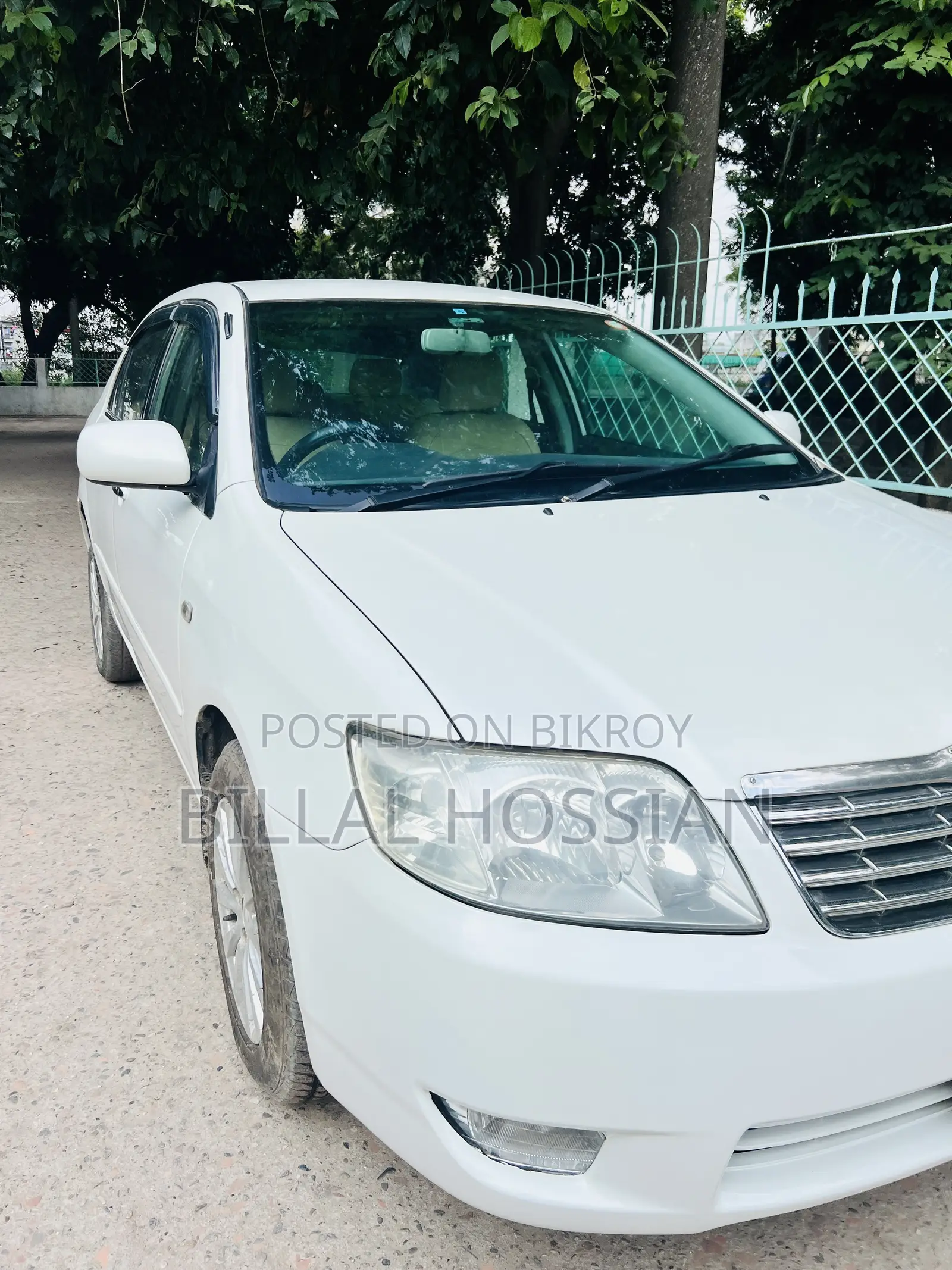 Toyota Corolla 2004 White