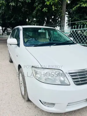 Toyota Corolla 2004 White
