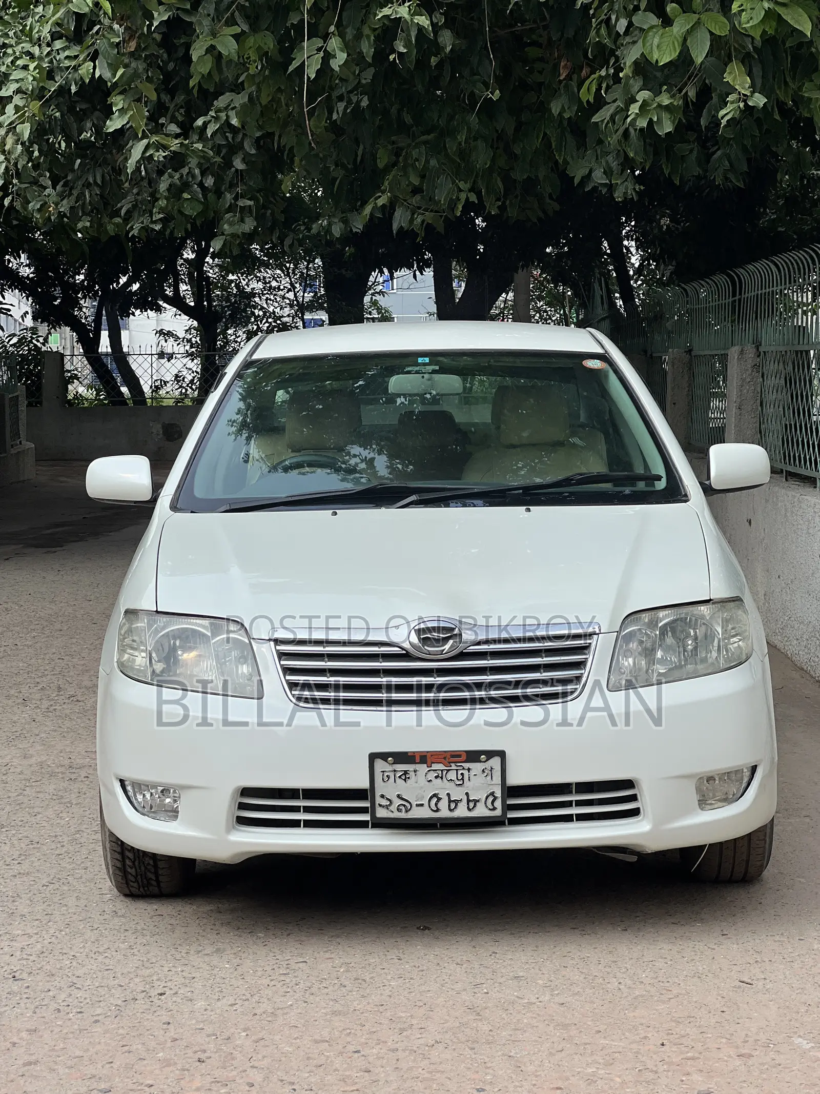 Toyota Corolla 2004 White