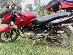 Bajaj Pulsar 150 2013 Red