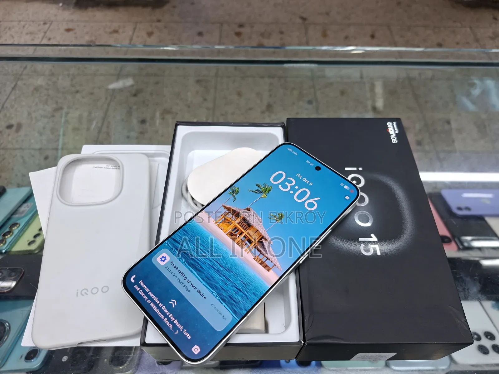 iQOO 15 256 GB White