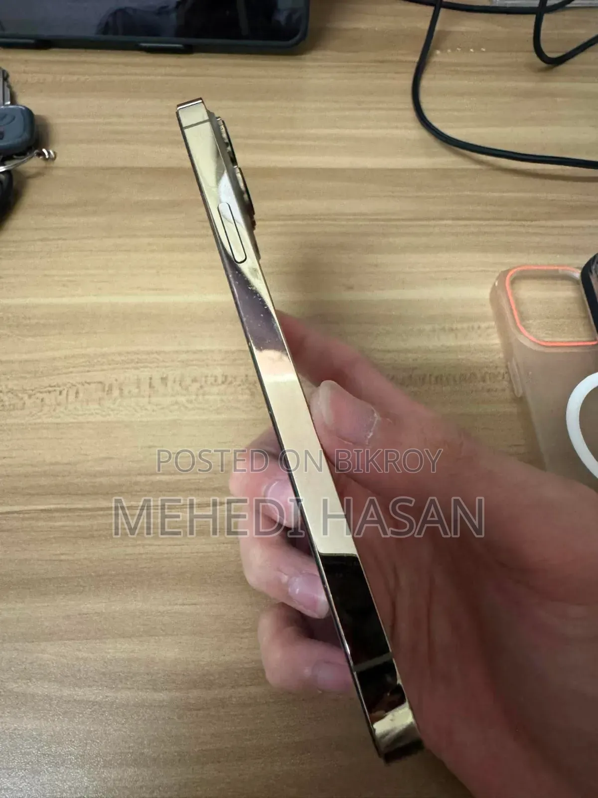 অ্যাপল আইফোন ১৩ প্রো ১২৮ জিবি সাদা