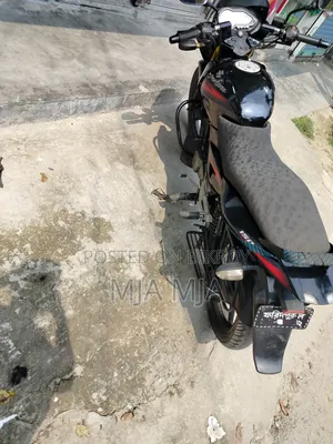 Bajaj Avenger 150 Street 2018
