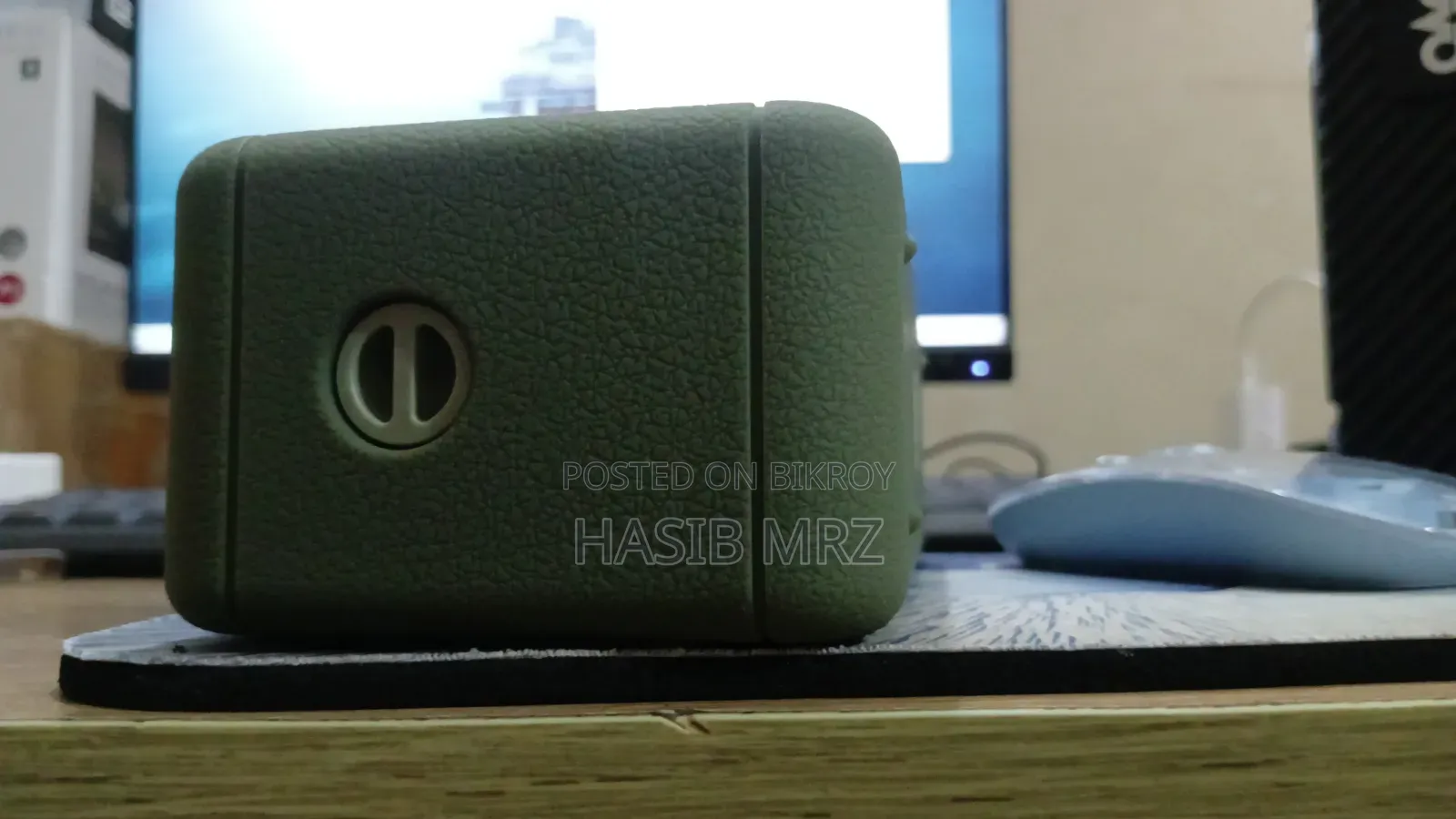 ব্র্যান্ড নিউ প্রিমিয়াম স্পিকার