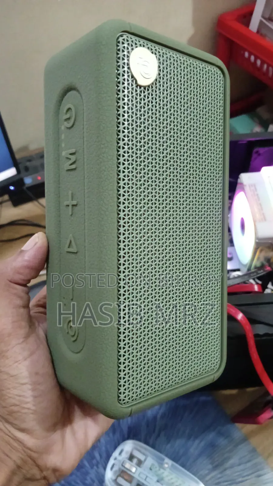 ব্র্যান্ড নিউ প্রিমিয়াম স্পিকার