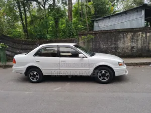 Toyota Corolla Automatic 1995 White