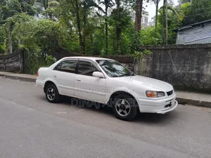 Toyota Corolla Automatic 1995 White