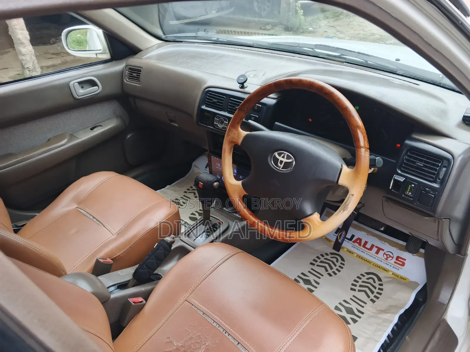 Toyota Corolla Automatic 1995 White