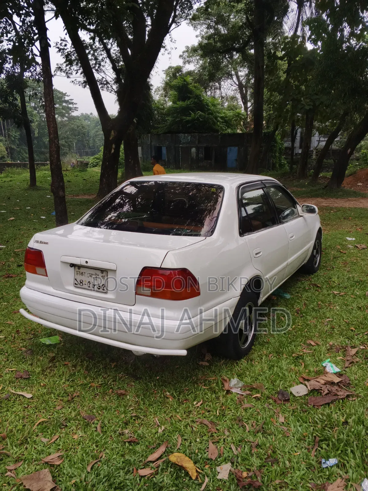 Toyota Corolla Automatic 1995 White