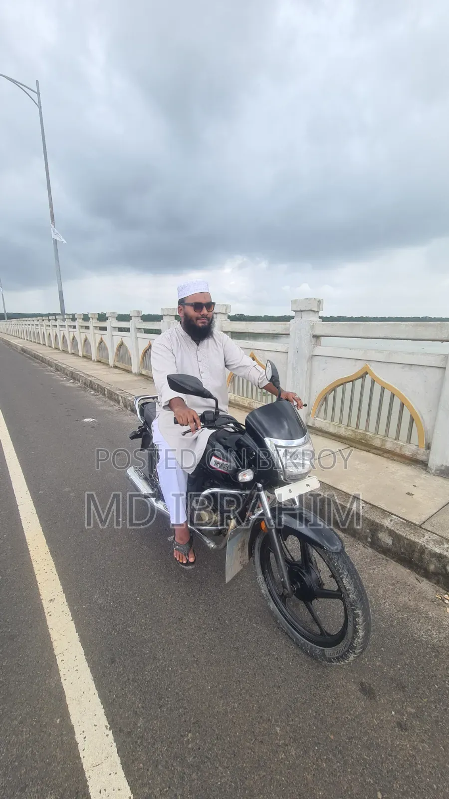 টিভিএস রাডিয়ন ২০২০ ব্ল্যাক