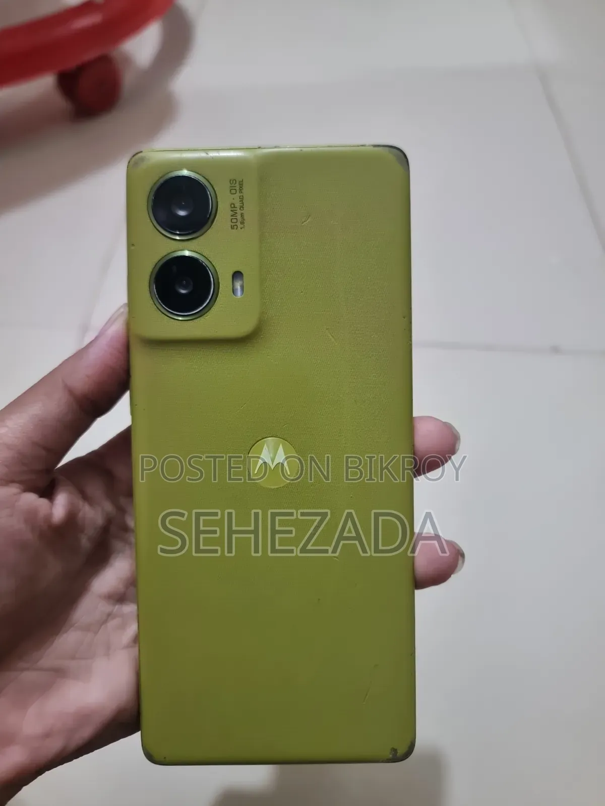 নতুন মটোরোলা মোটো জি৮৫ ১২৮ জিবি হলুদ