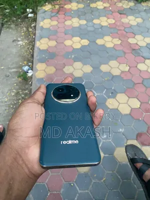 রিয়েলমি ১২৮ জিবি নীল