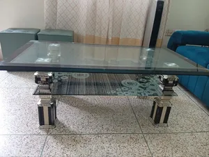 সেন্টার টেবিল