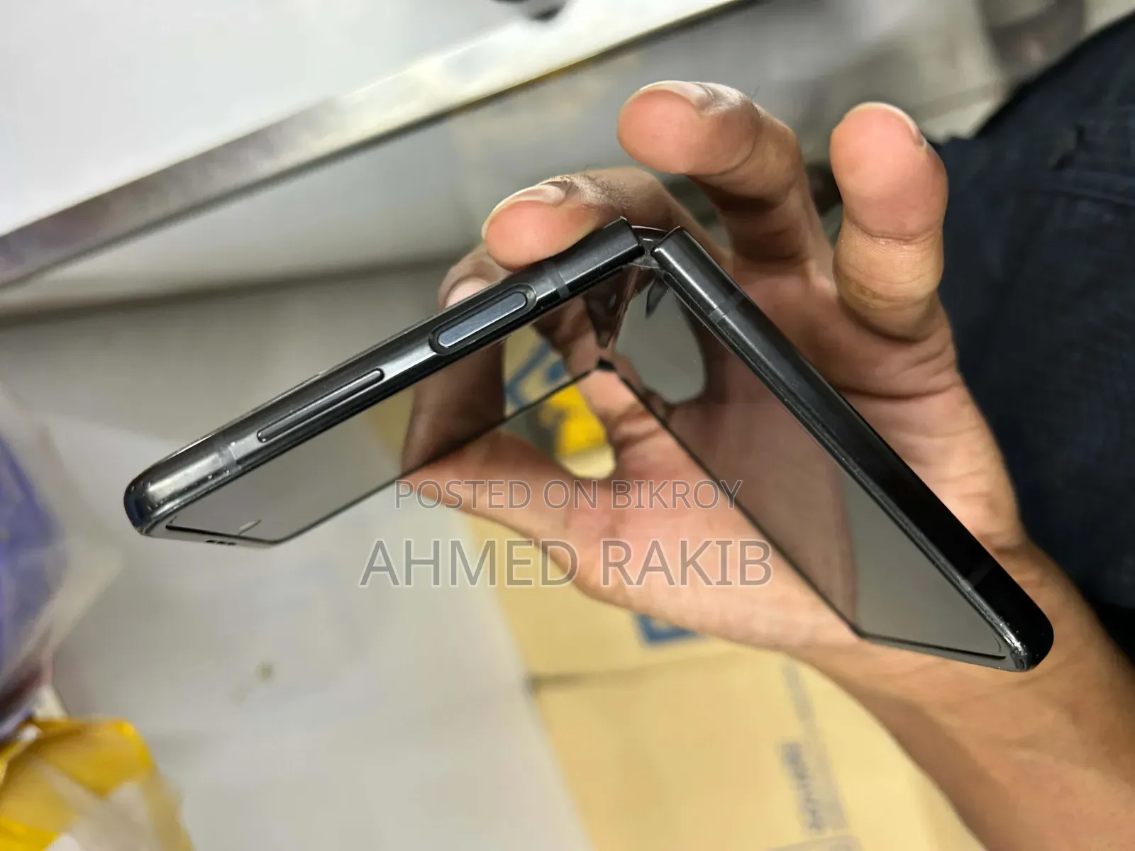 নিউ স্যামসাং গ্যালাক্সি জেড ফ্লিপ ৩ ২৫৬ জিবি ব্ল্যাক