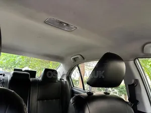 Toyota Axio 2014 Silver