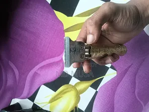 Authentic Trimmer