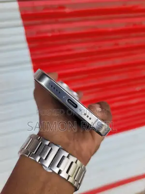 অ্যাপল আইফোন ১৬ প্রো ২৫৬ জিবি হোয়াইট