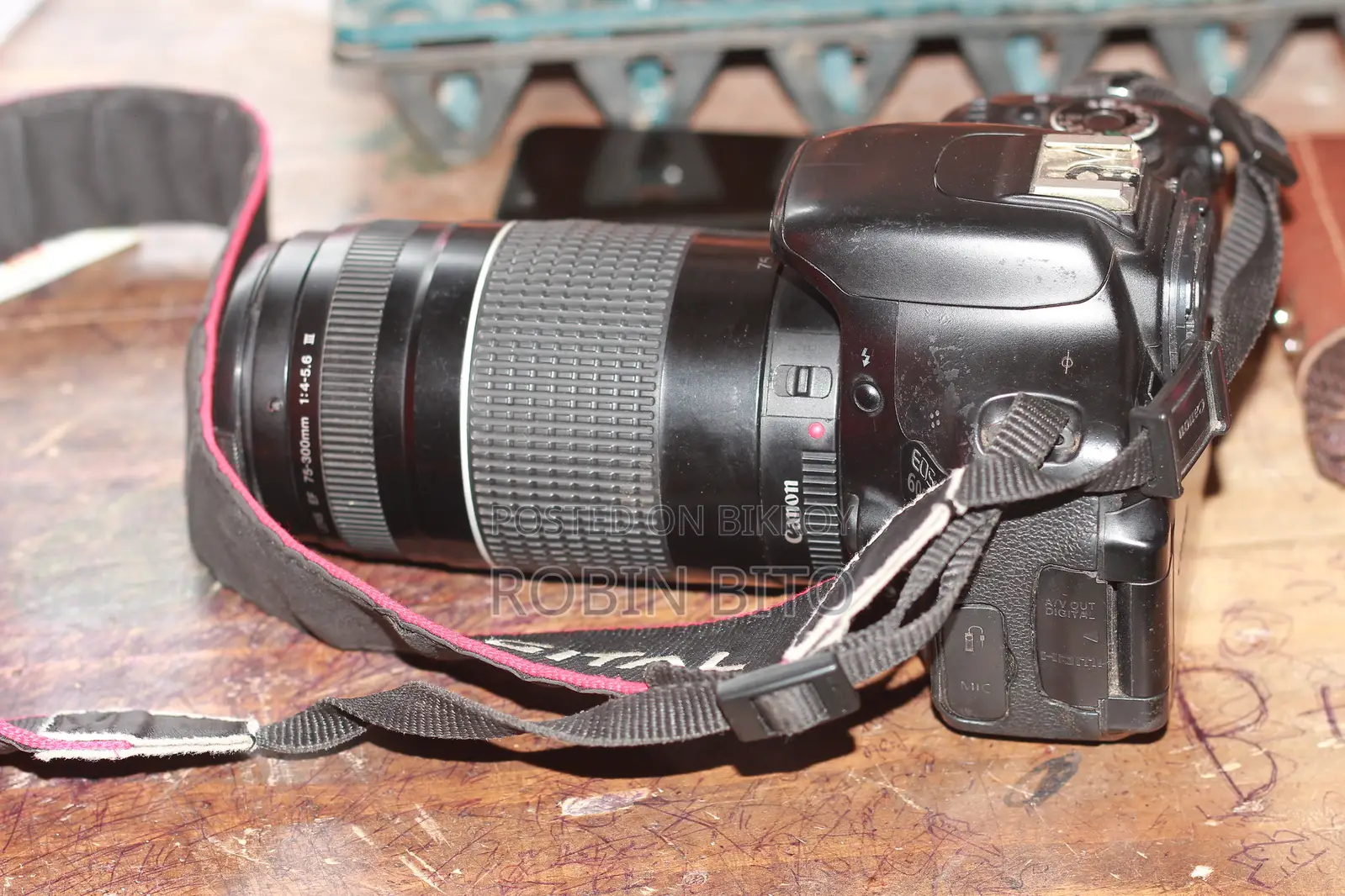 DSLR Camera