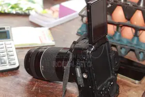 DSLR Camera