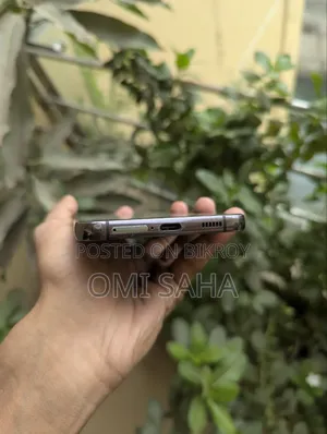 স্যামসাং গ্যালাক্সি এস২২+ ৫জি ১২৮ জিবি কালো