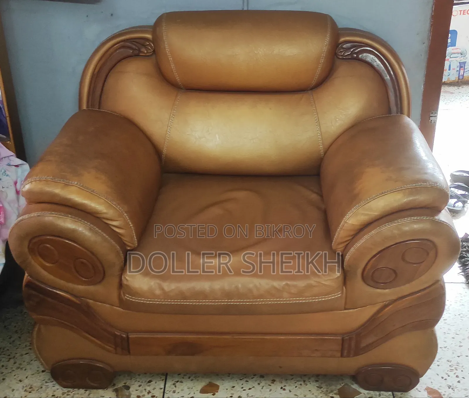 Teak wood luxury artificial leather sofa