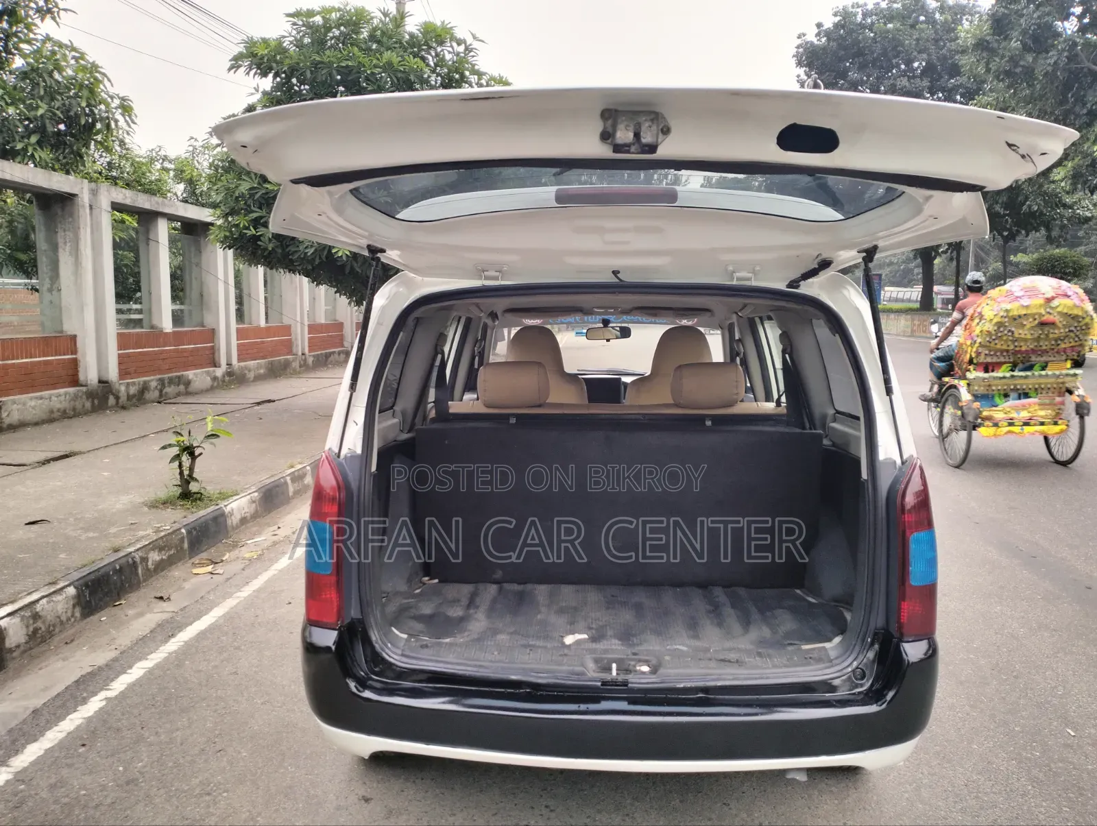 Toyota Probox 1.5 GL Two-Wheel Drive 2004 White