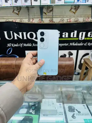 Vivo Y19s 128 GB Black