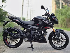 New Bajaj Pulsar N160 2026 Black