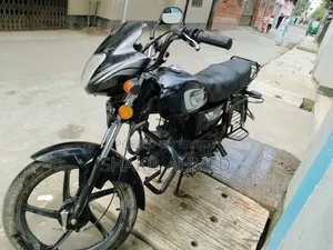 রানার এডি৮০এস-ডিলাক্স ২০২২ ব্ল্যাক