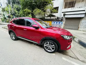 এমজি এইচএস ২০২০ লাল
