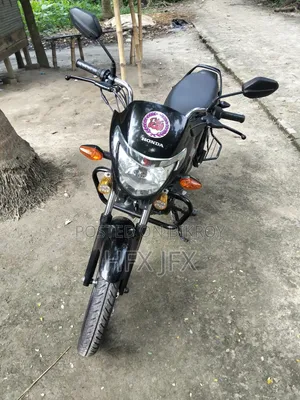 Honda Hornet 2026 Red
